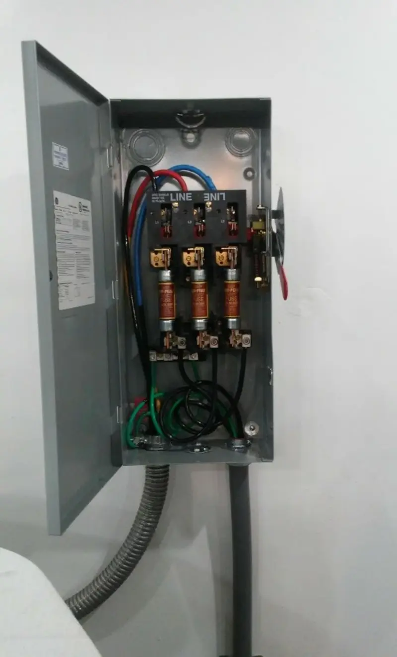 Three-phase disconnect switch installed for Smoke Detector Installation in Plover